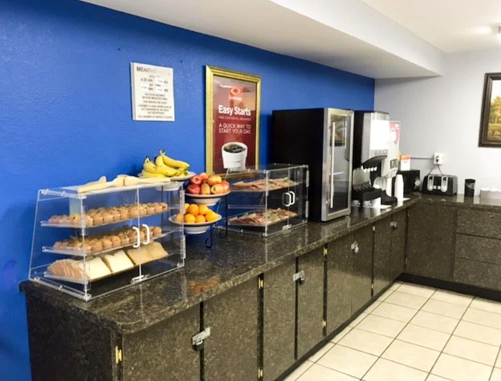 Econo Lodge Inn & Suites I-64 & Us 13 Virginia Beach Luaran gambar